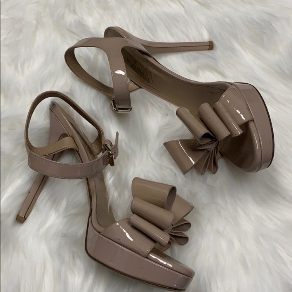 Valentino Garavani patent peep toe bow heels